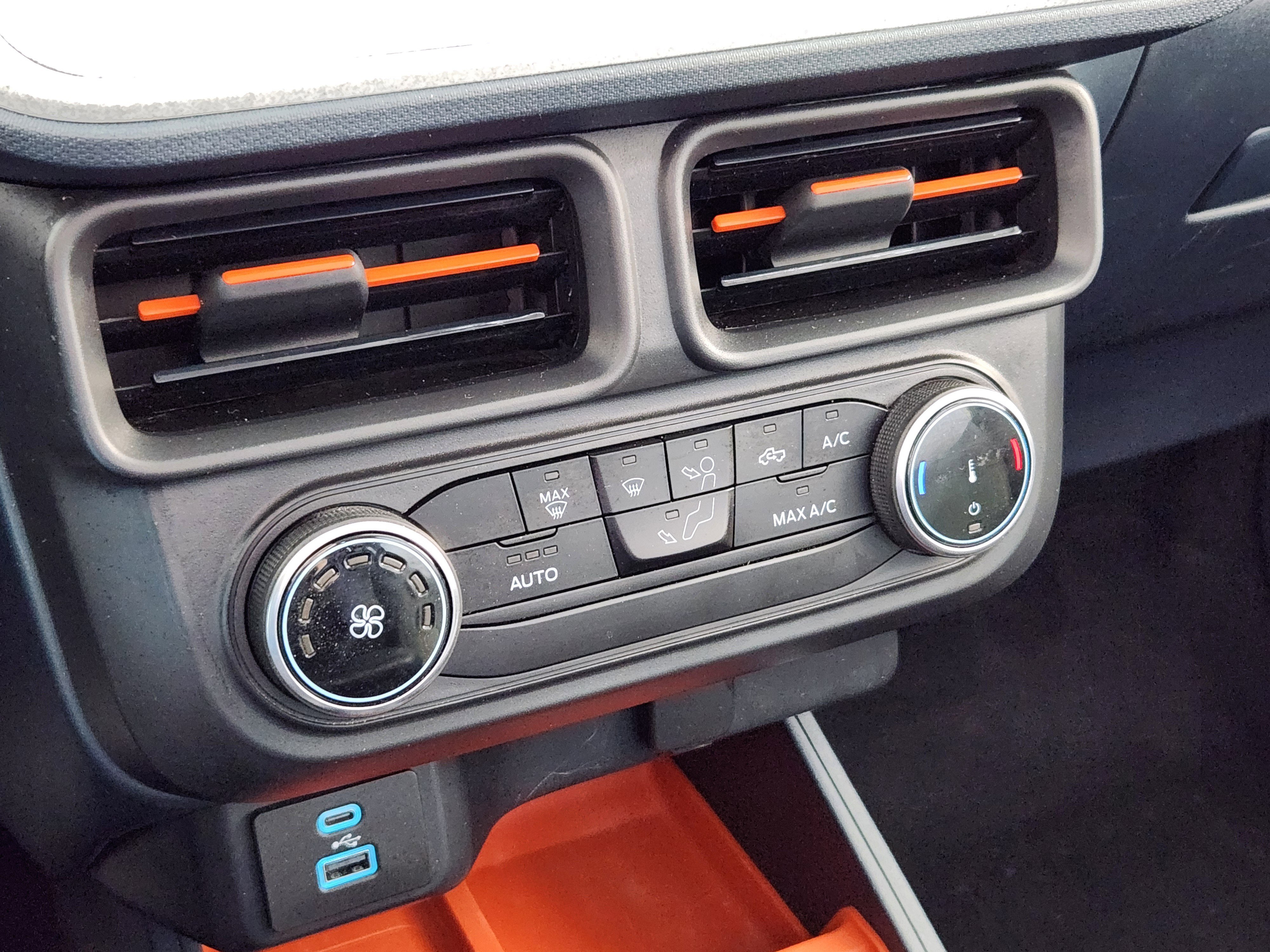 Certified 2023 Ford Maverick XLT w/ Equipment Group 300A Standard image 24