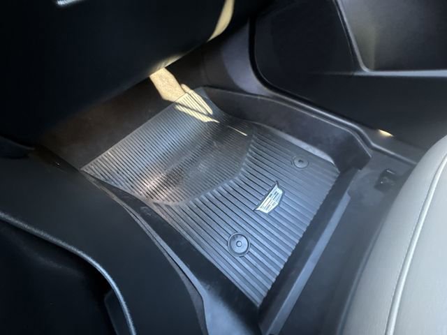 Certified 2024 Cadillac XT4 Luxury image 36