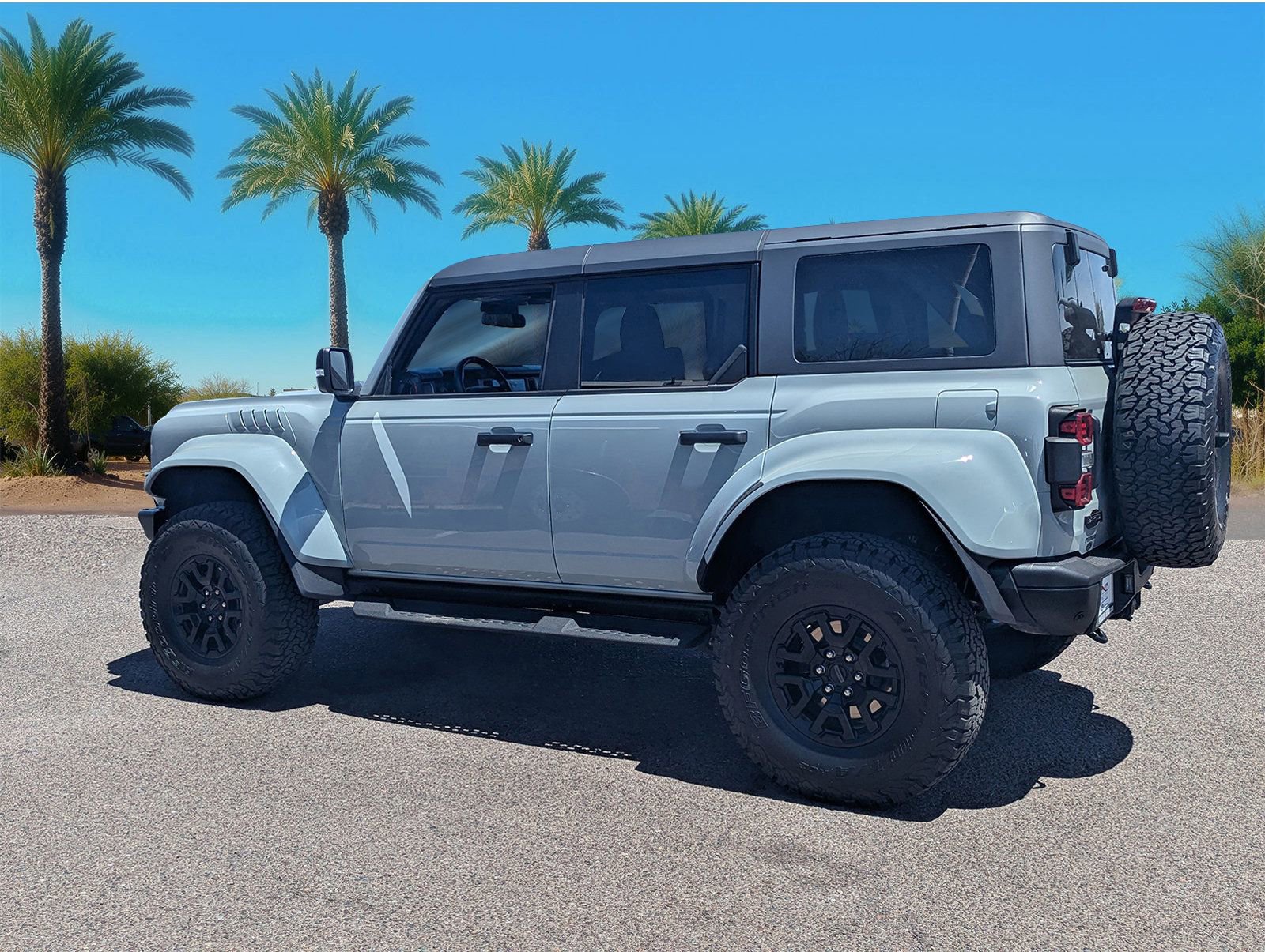 Certified 2024 Ford Bronco Raptor w/ Interior Carbon Fiber Pack 6 AWD/4WD image 3