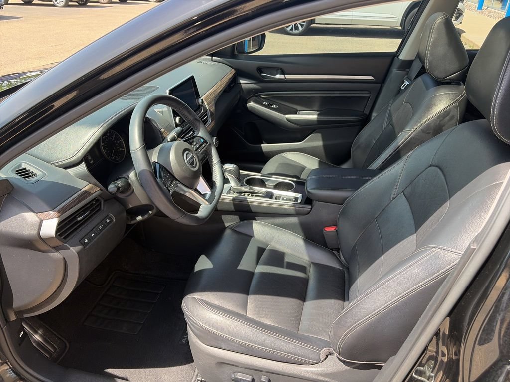 Used 2020 Nissan Altima 2.5 SL FWD image 10