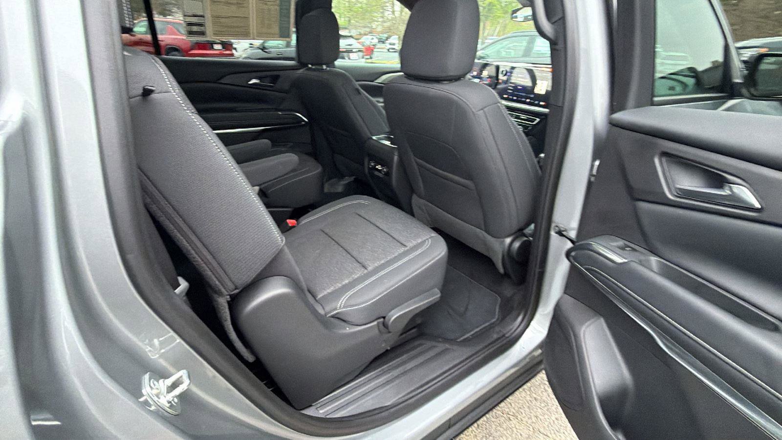 Certified 2026 Chevrolet Traverse LT image 18