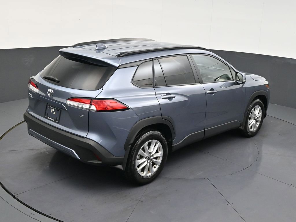 Used 2024 Toyota Corolla Cross LE image 16