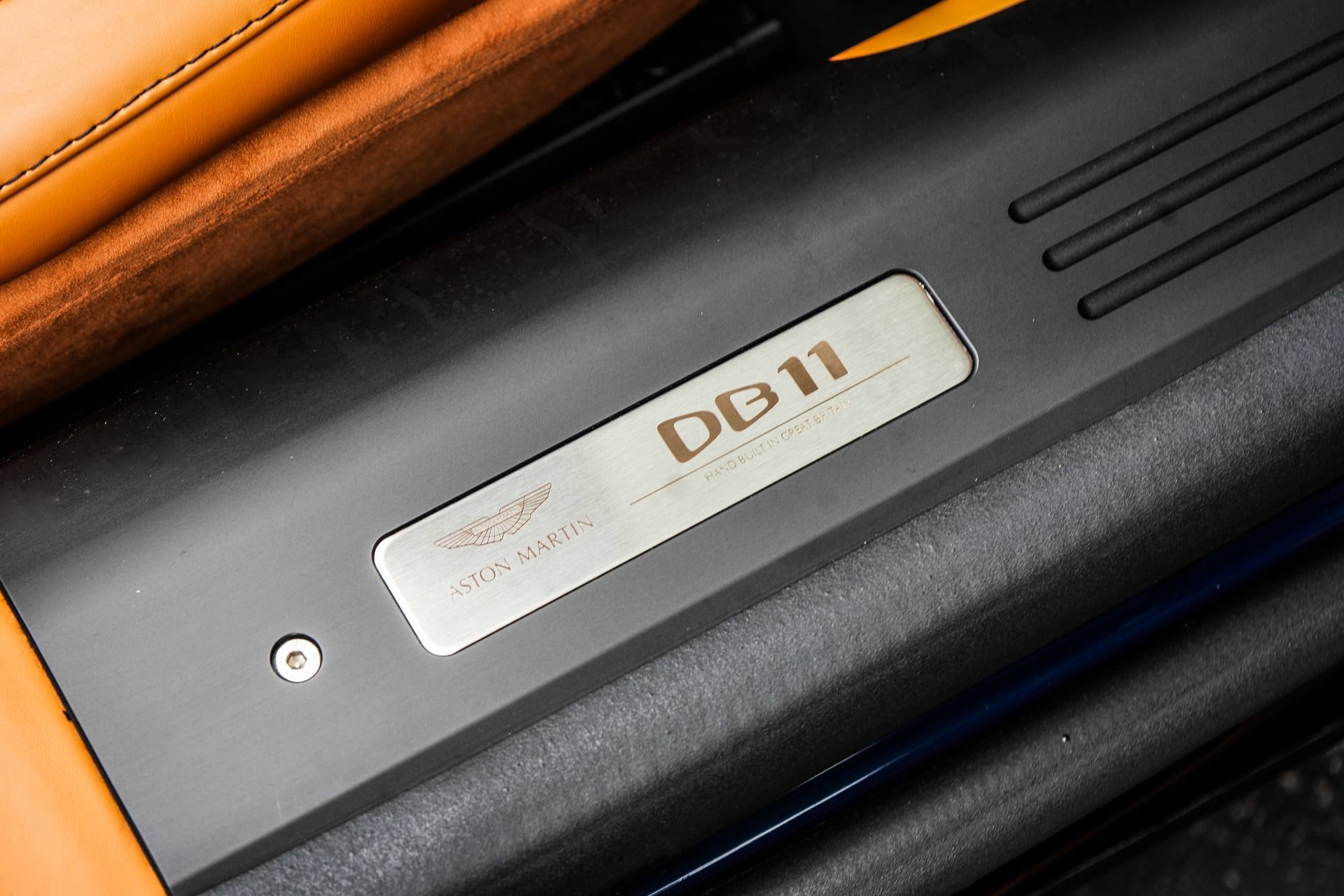 Used 2023 Aston Martin DB11 Volante RWD image 22