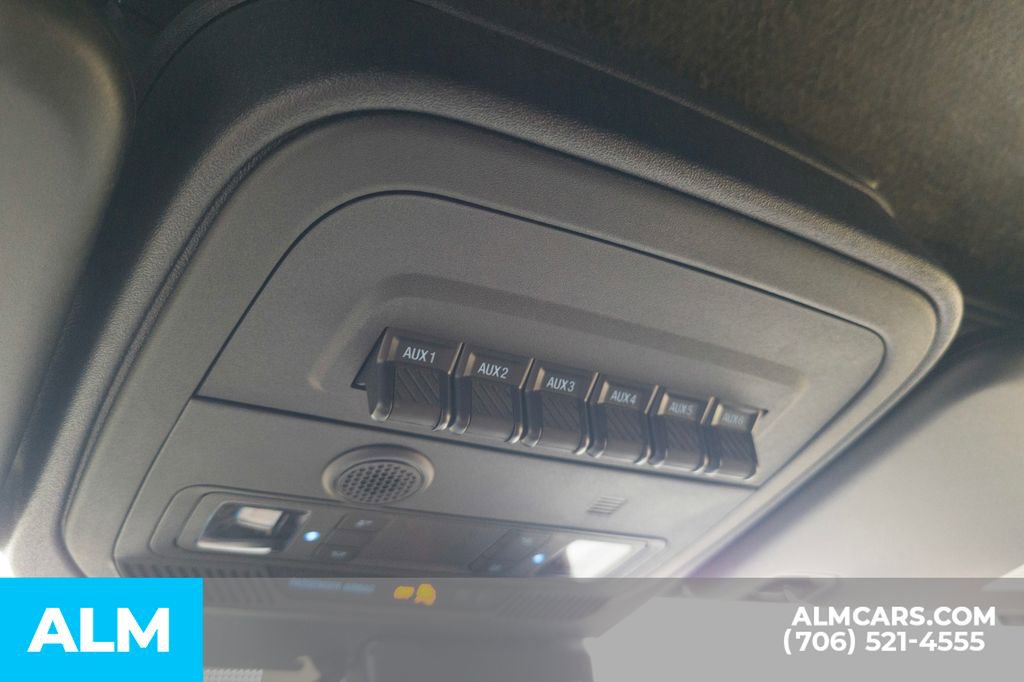 Used 2023 Ford Bronco Wildtrak image 34