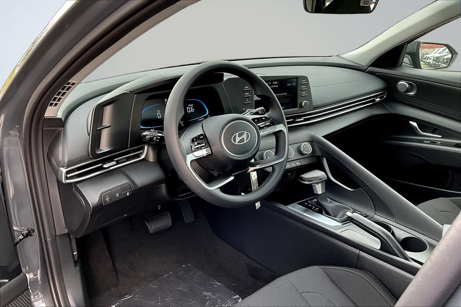 New 2026 Hyundai Elantra SE FWD image 7