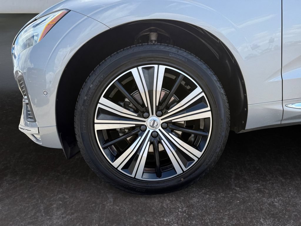 Used 2022 Volvo XC60 B5 Inscription w/ Advanced Package AWD/4WD image 9