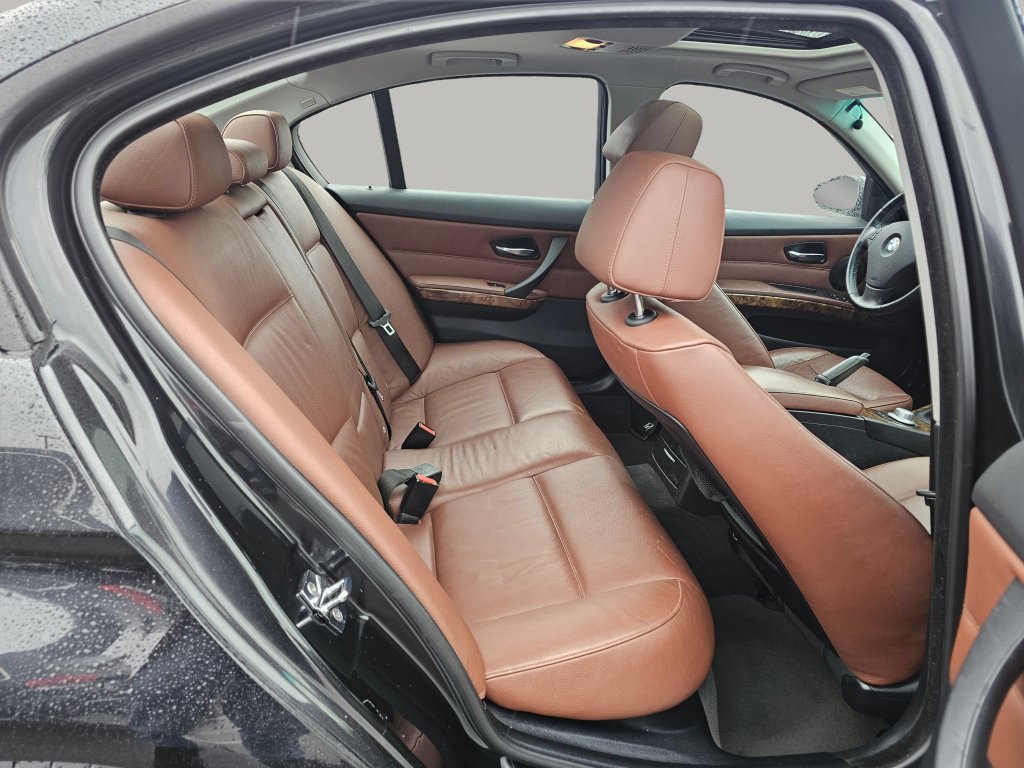 Used 2006 BMW 325xi Sedan AWD/4WD image 21