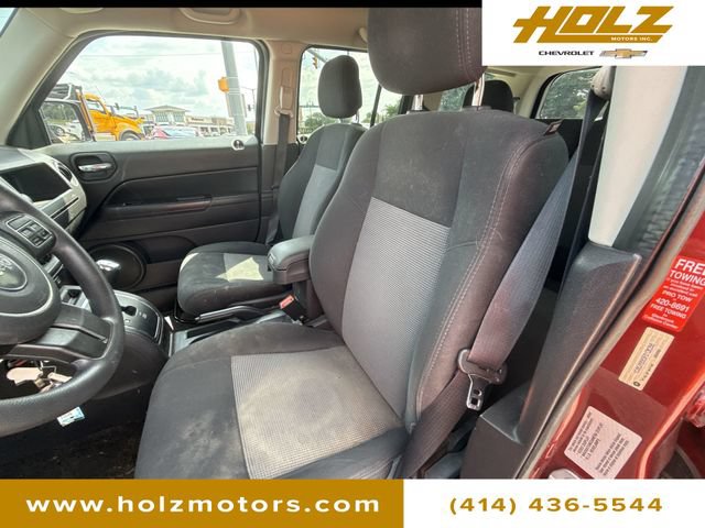 Used 2015 Jeep Patriot Sport w/ Power Value Group AWD/4WD image 32