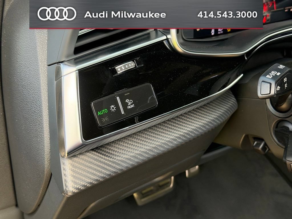 New 2027 Audi RS Q8 performance AWD/4WD image 28