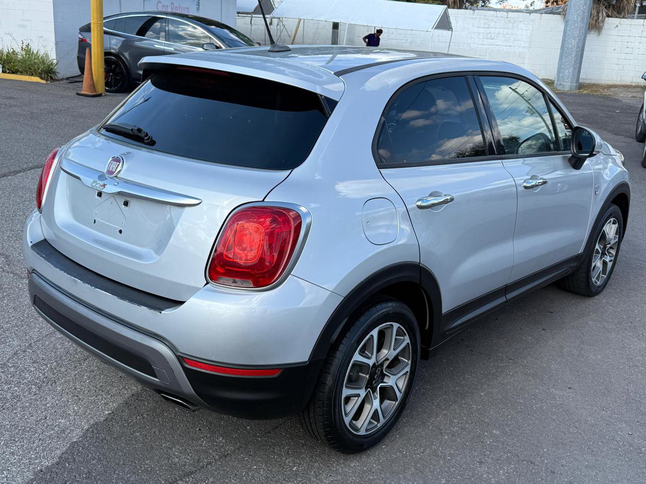 Used 2017 FIAT 500X Trekking image 9