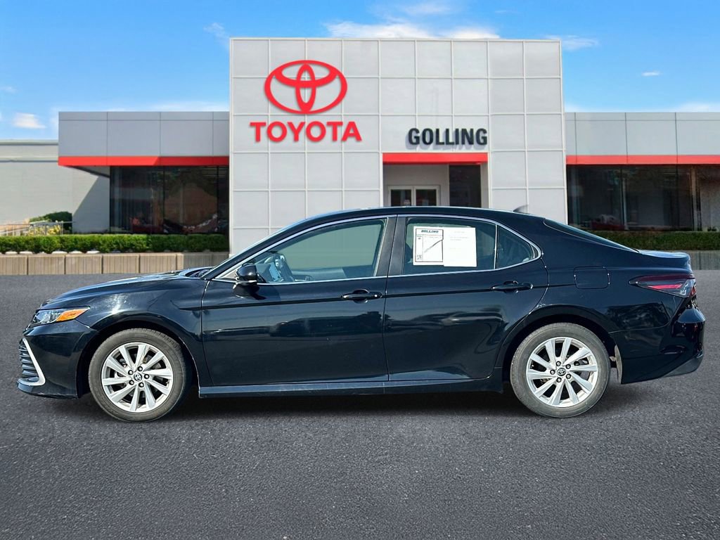 Used 2023 Toyota Camry LE FWD image 2