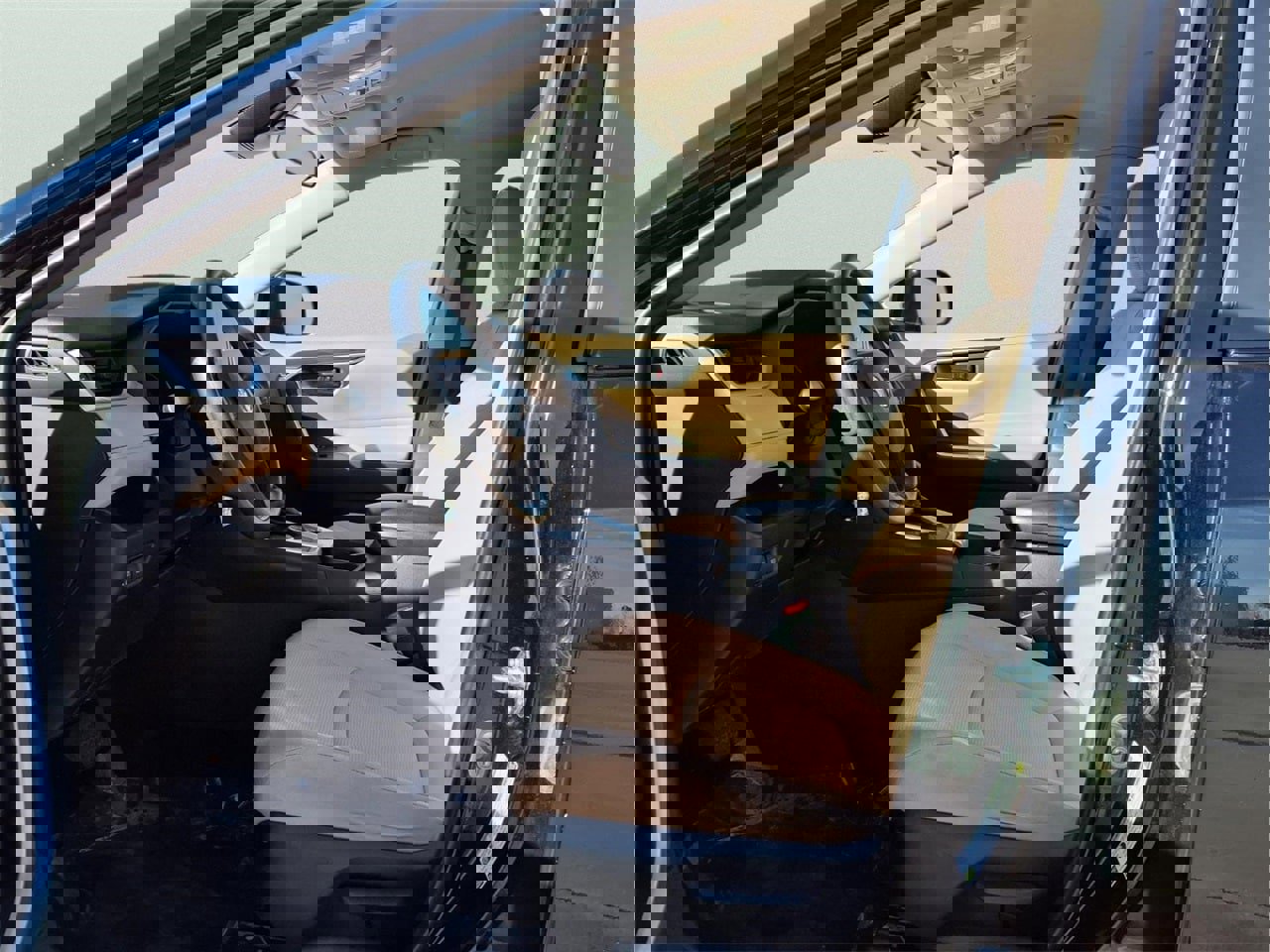 Used 2024 Toyota RAV4 LE image 15