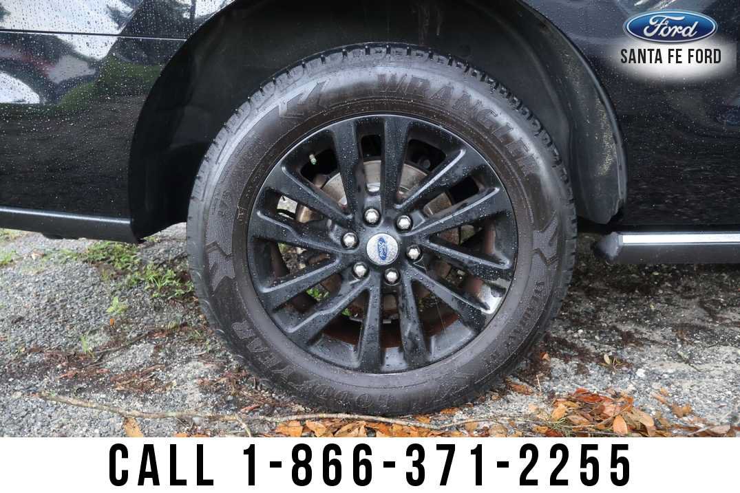 Used 2019 Ford Expedition Limited w/ Driver Assistance Package AWD/4WD image 6