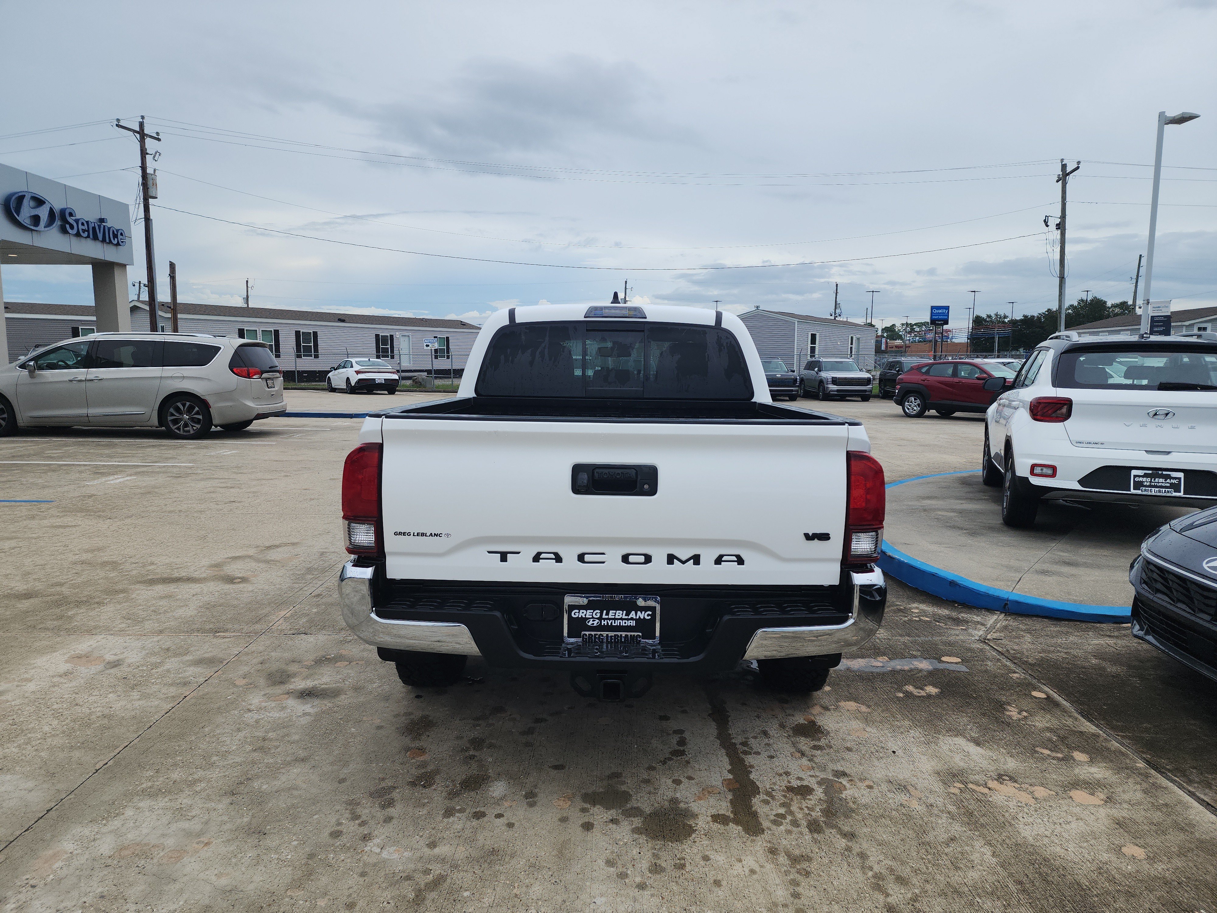 Used 2022 Toyota Tacoma SR5 RWD image 6