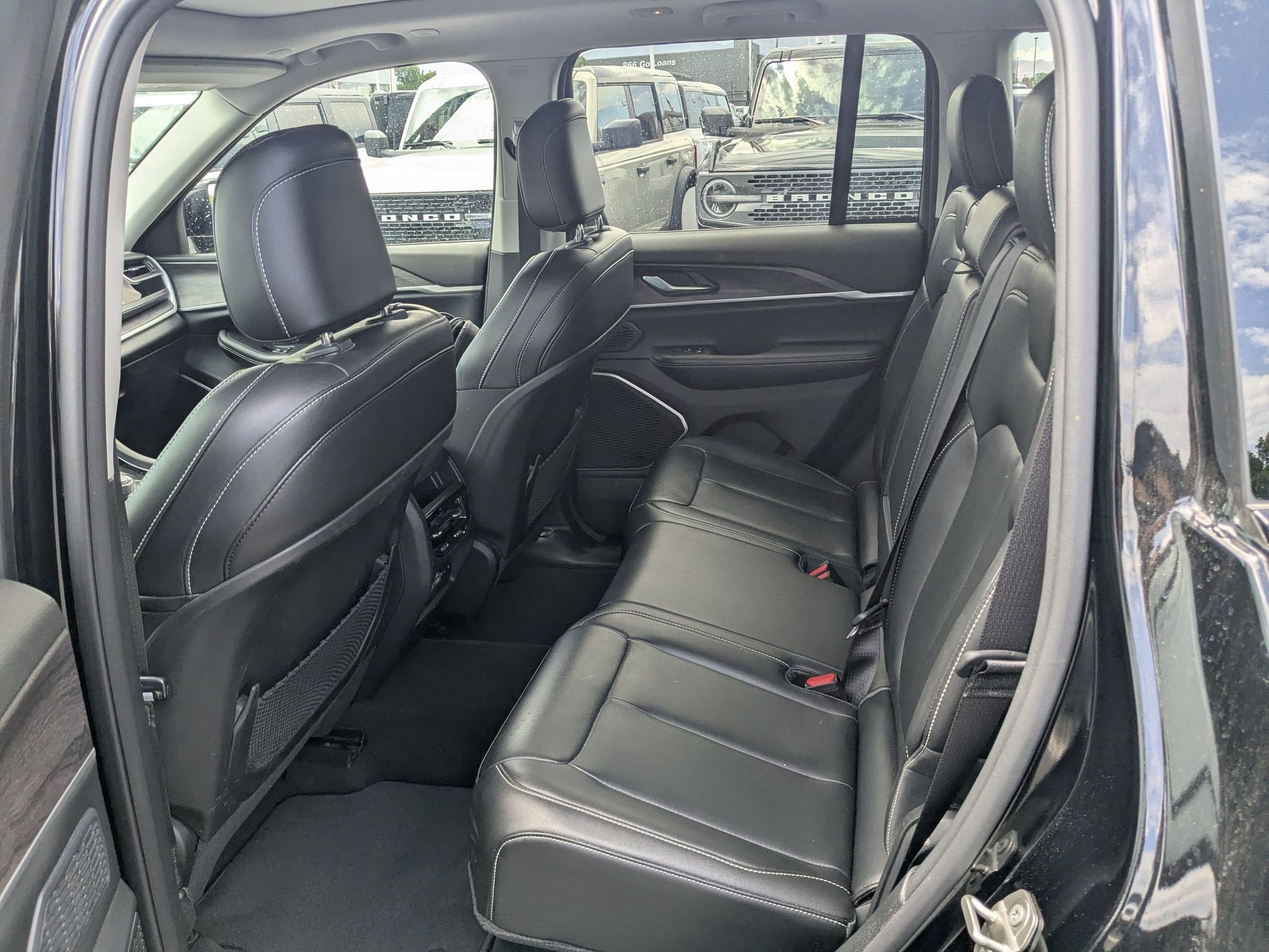 Used 2023 Jeep Grand Cherokee 4WD 4xe image 24