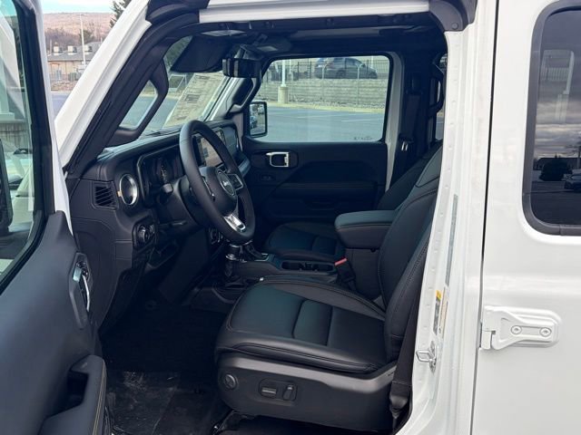 New 2026 Jeep Wrangler Sahara image 15