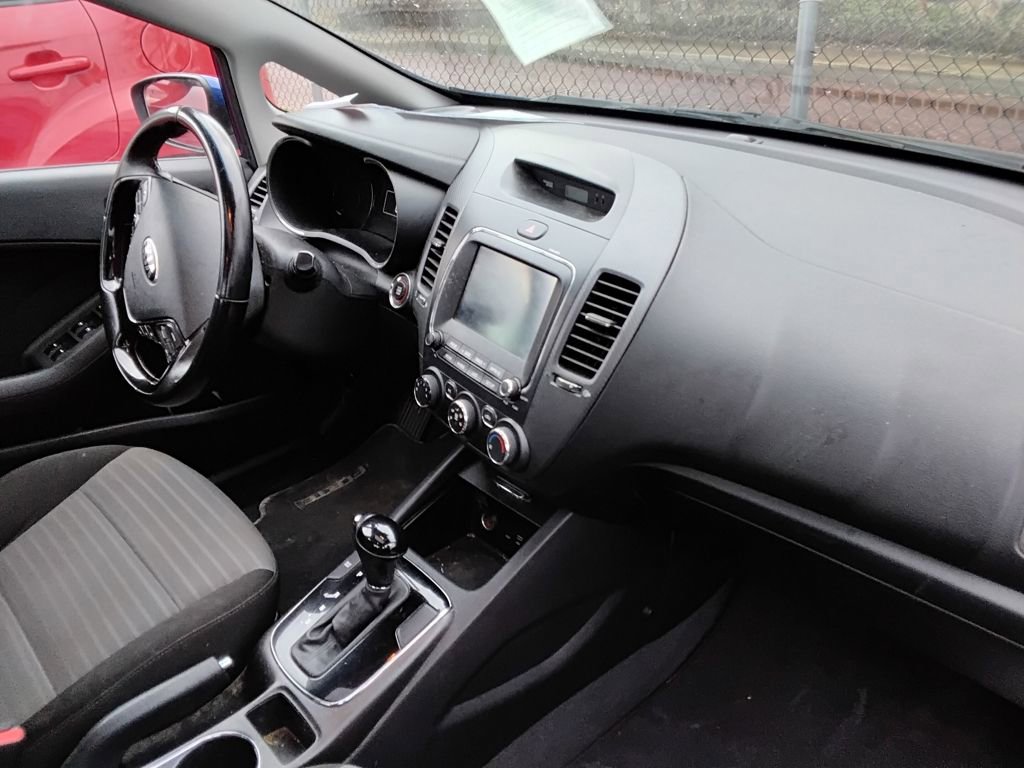 Used 2018 Kia Forte S w/ S Technology Plus Package image 6