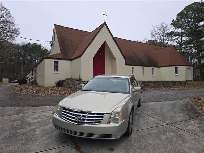 Used 2007 Cadillac DTS FWD image 2
