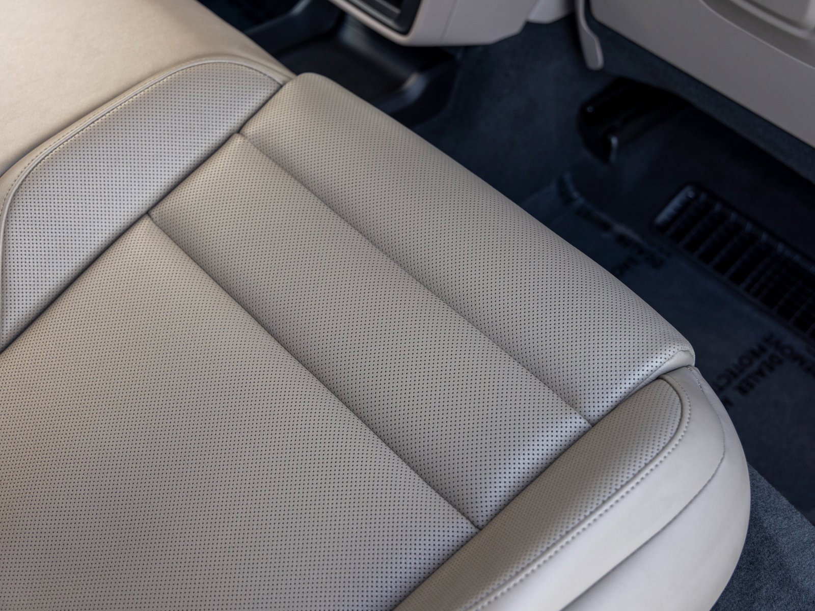 Certified 2024 Porsche Taycan 4 Cross Turismo image 44