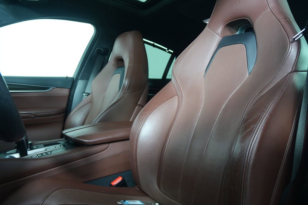 Used 2019 BMW X6 M w/ Executive Package image 10