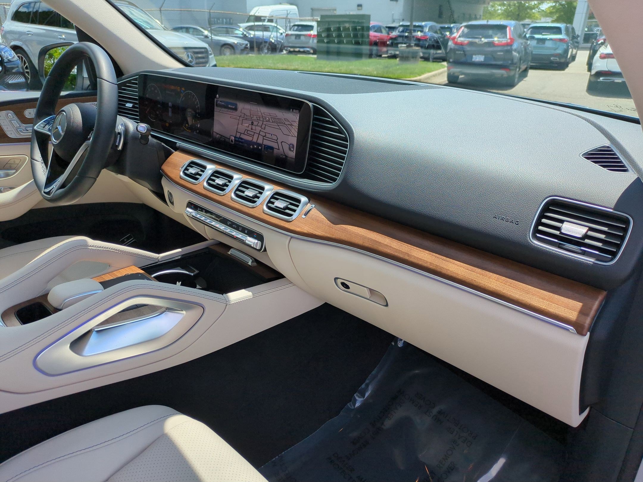 Certified 2025 Mercedes-Benz GLE 450e 4MATIC image 37