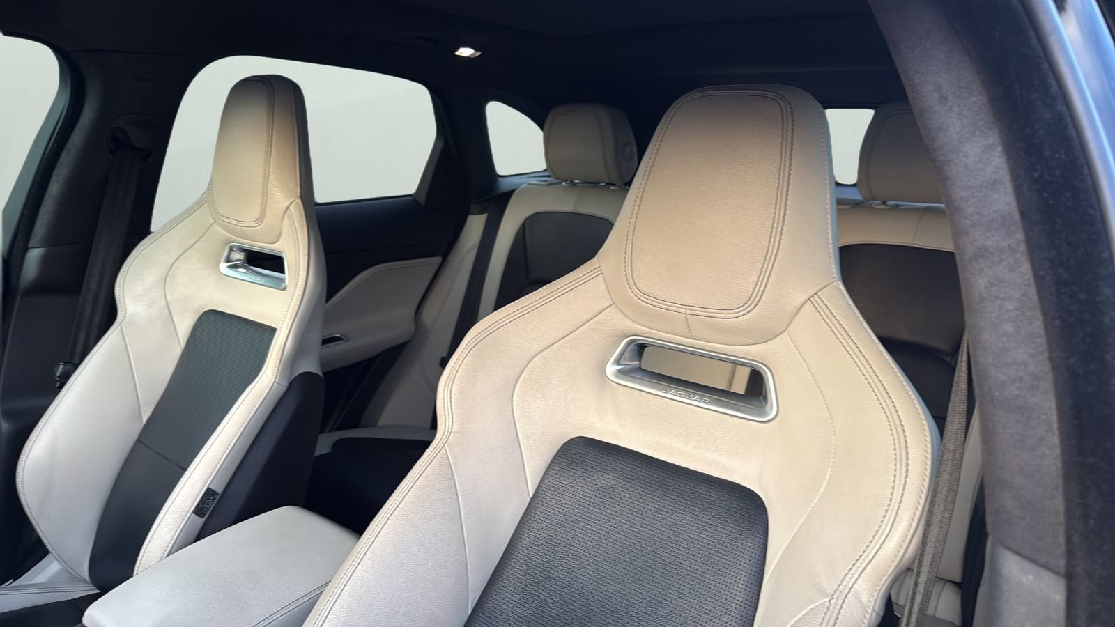 Used 2020 Jaguar F-PACE R-Sport AWD/4WD image 6