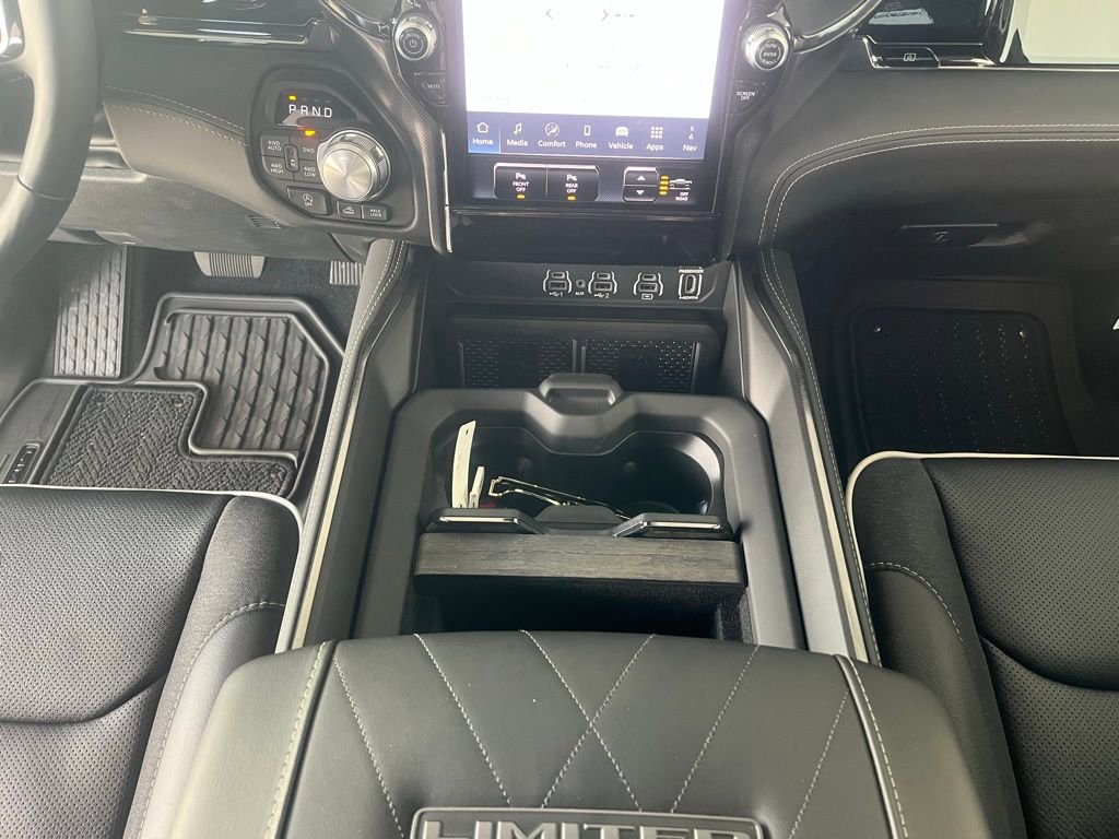 New 2025 RAM 1500 Limited image 31