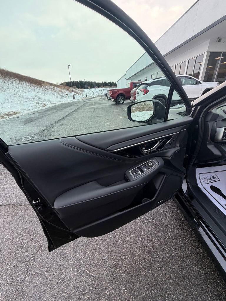 Used 2025 Subaru Legacy Limited image 10