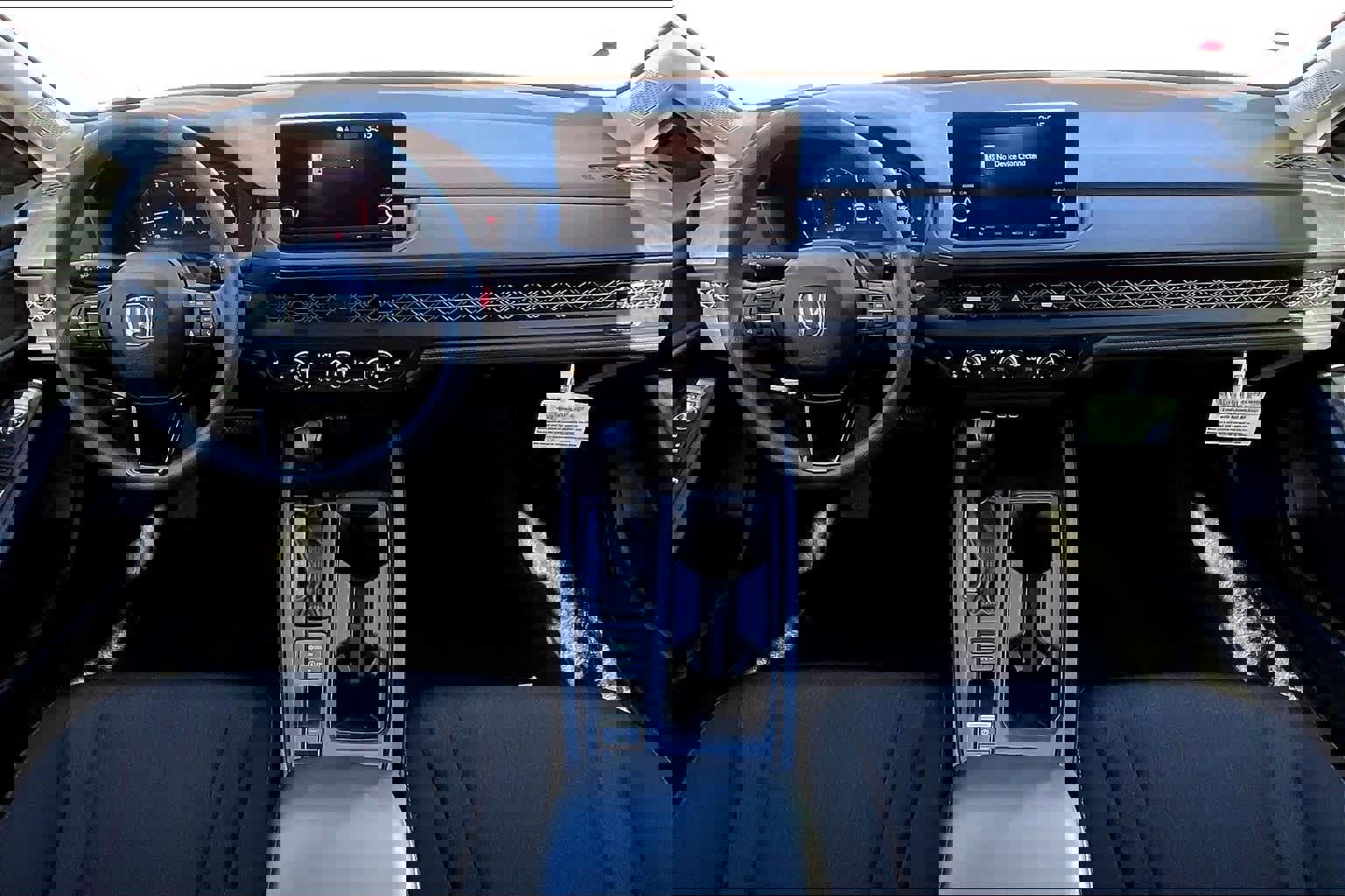 Used 2023 Honda Accord EX image 9