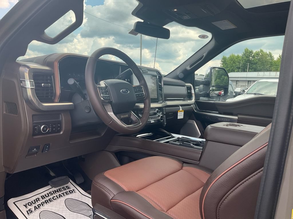 New 2026 Ford F350 King Ranch w/ Chrome Package AWD/4WD image 15