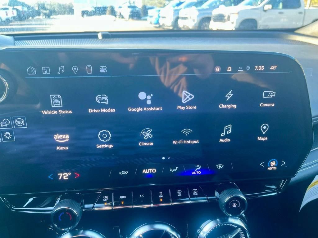 New 2025 Chevrolet Blazer EV LT AWD/4WD image 12