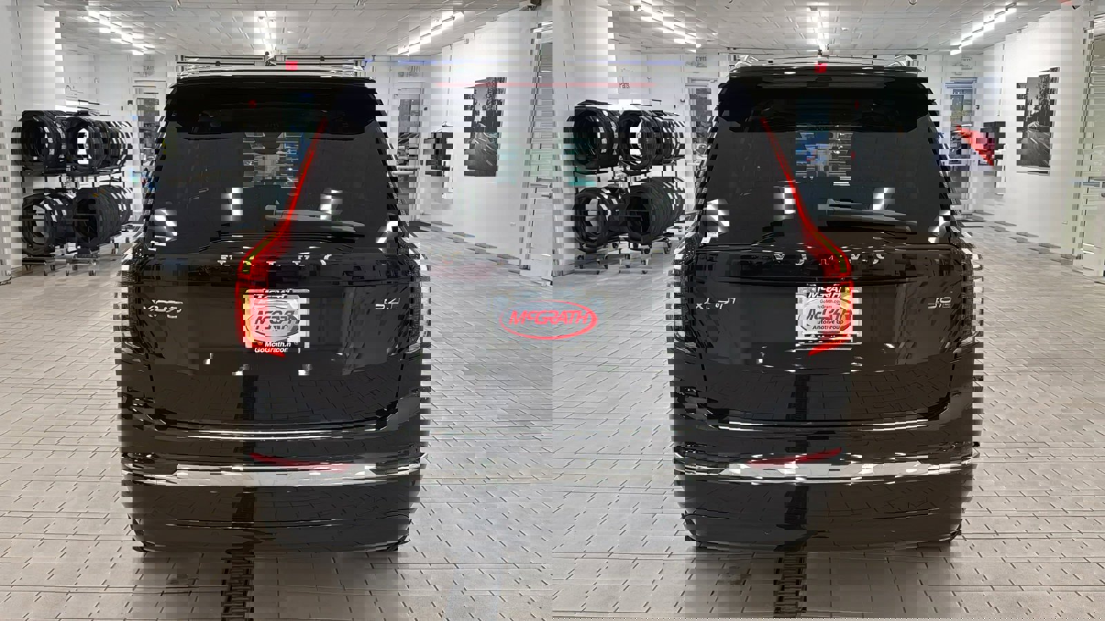 New 2026 Volvo XC90 B6 Plus w/ Protection Package Premier image 6