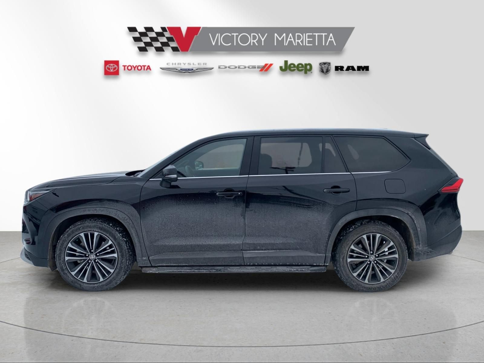 Used 2024 Toyota Grand Highlander MAX Platinum image 2