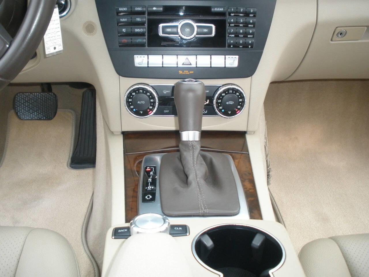 Used 2013 Mercedes-Benz C 250 Sedan image 34