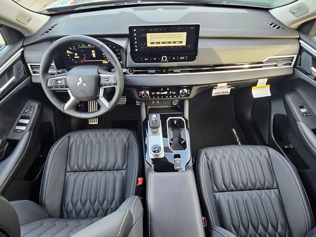 New 2026 Mitsubishi Outlander SEL image 13