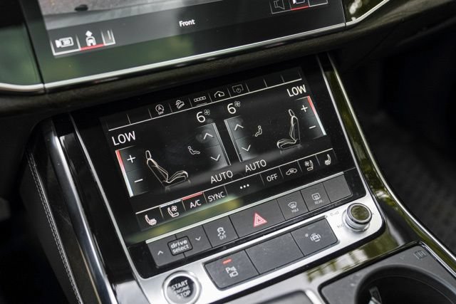 Used 2023 Audi Q8 Premium Plus w/ Premium Plus Package AWD/4WD image 34