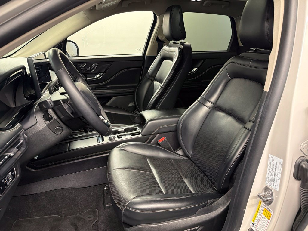 Certified 2023 Lincoln Corsair AWD w/ Equipment Group 101A image 28