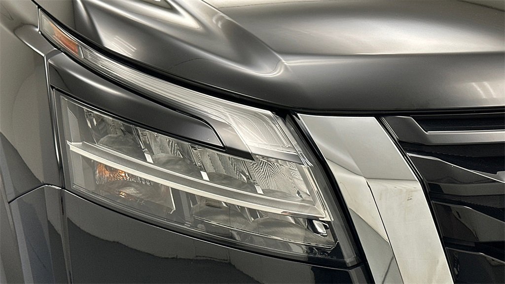 Certified 2022 Nissan Pathfinder Platinum w/ Cargo Package image 26