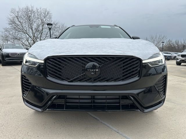 New 2026 Volvo XC60 T8 Ultra w/ Climate Package image 2