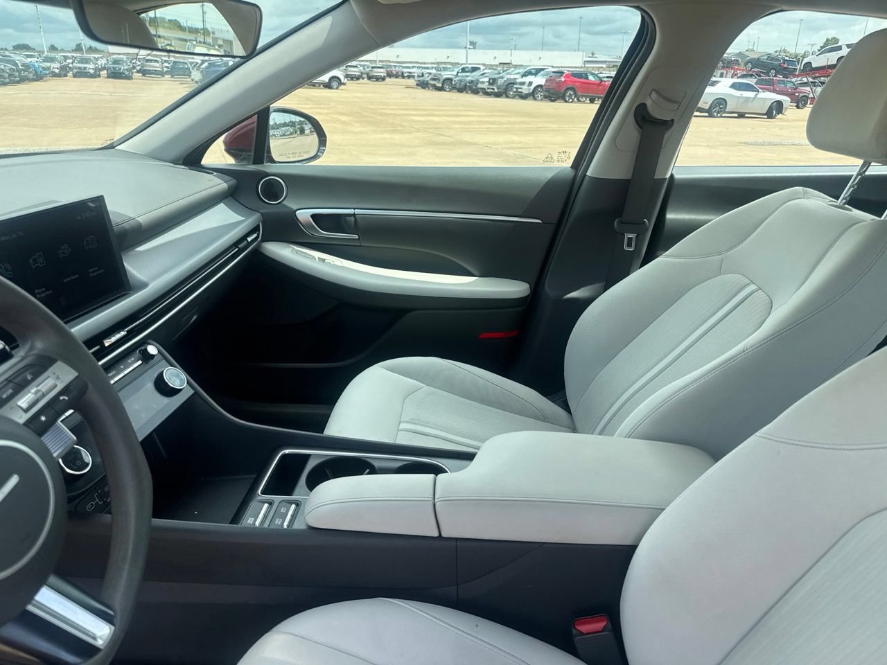 Used 2024 Hyundai Sonata SEL FWD image 37