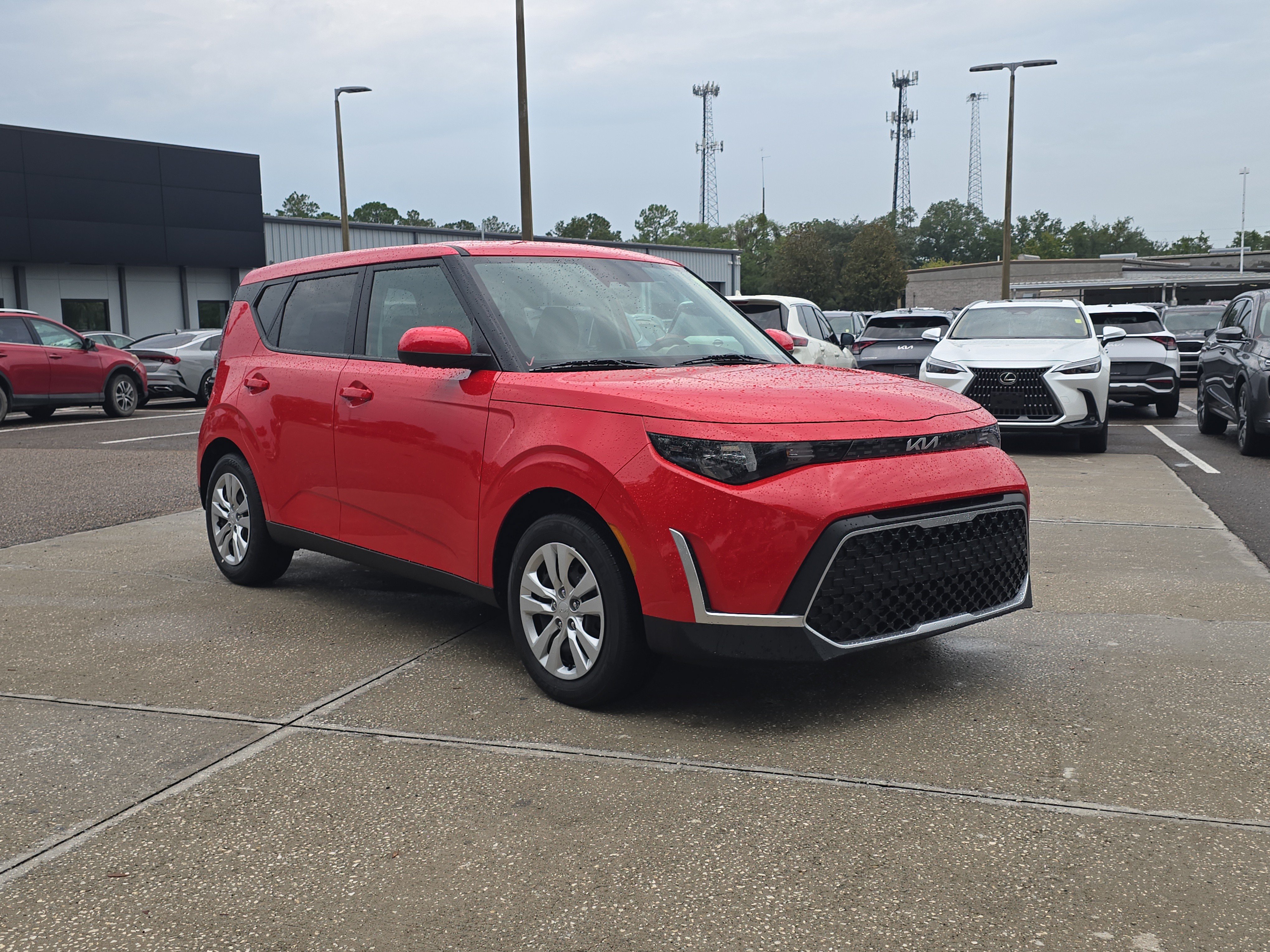 Certified 2025 Kia Soul LX FWD image 2