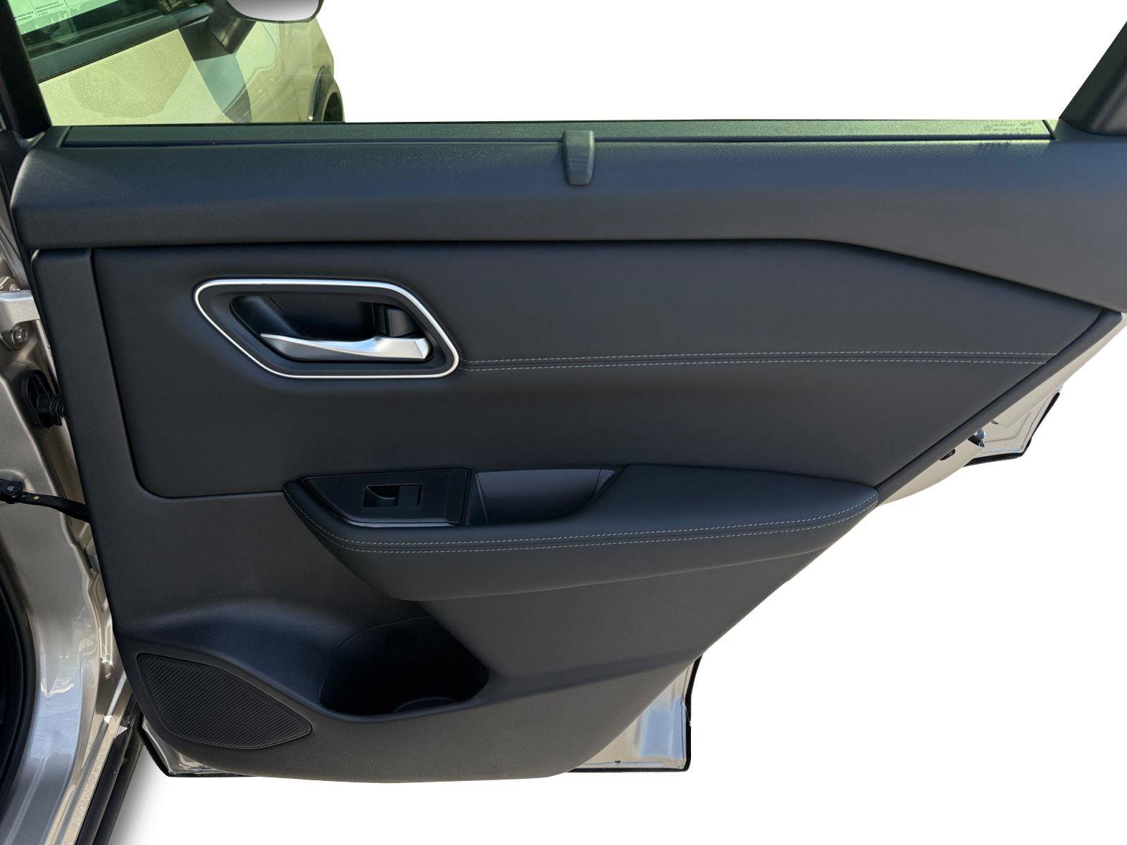 New 2026 Nissan Rogue Platinum AWD/4WD image 26