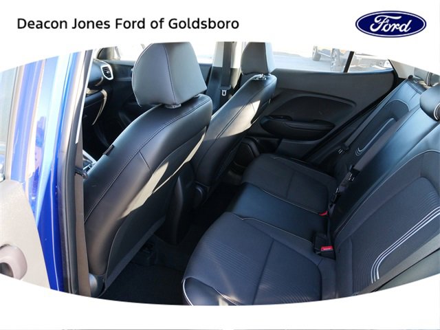 Used 2023 Hyundai Venue Limited image 15