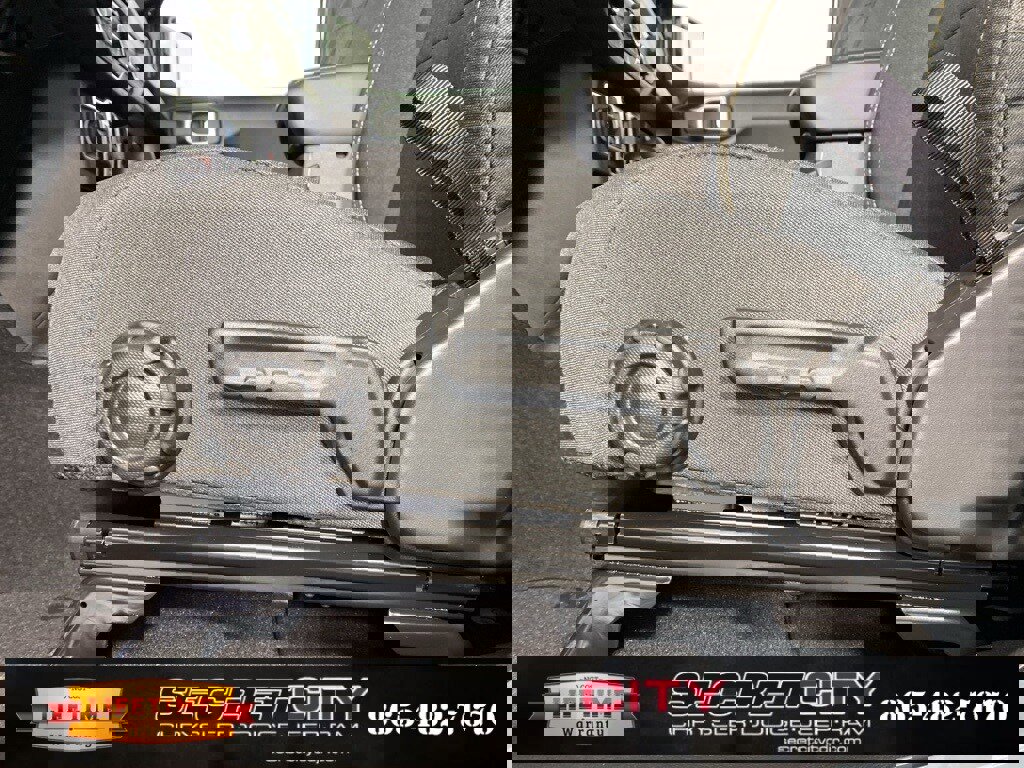 New 2025 Jeep Gladiator Sport image 13