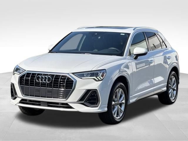 Used 2025 Audi Q3 2.0T Premium AWD/4WD image 3