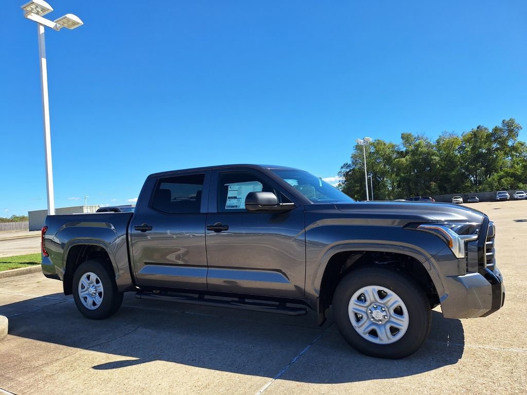 New 2026 Toyota Tundra SR image 3