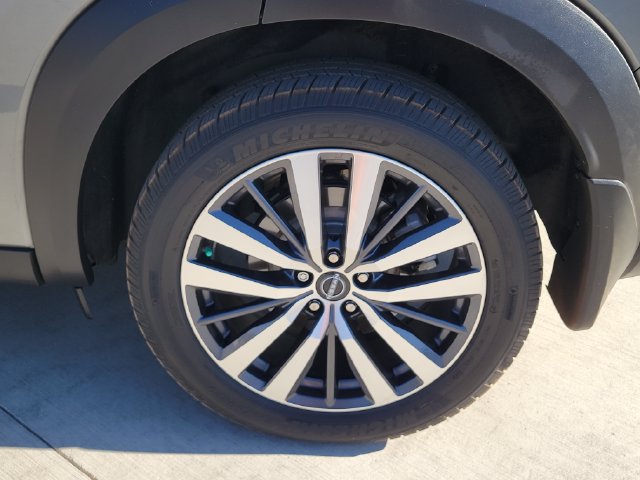 Used 2022 Nissan Pathfinder Platinum w/ Cargo Package AWD/4WD image 20