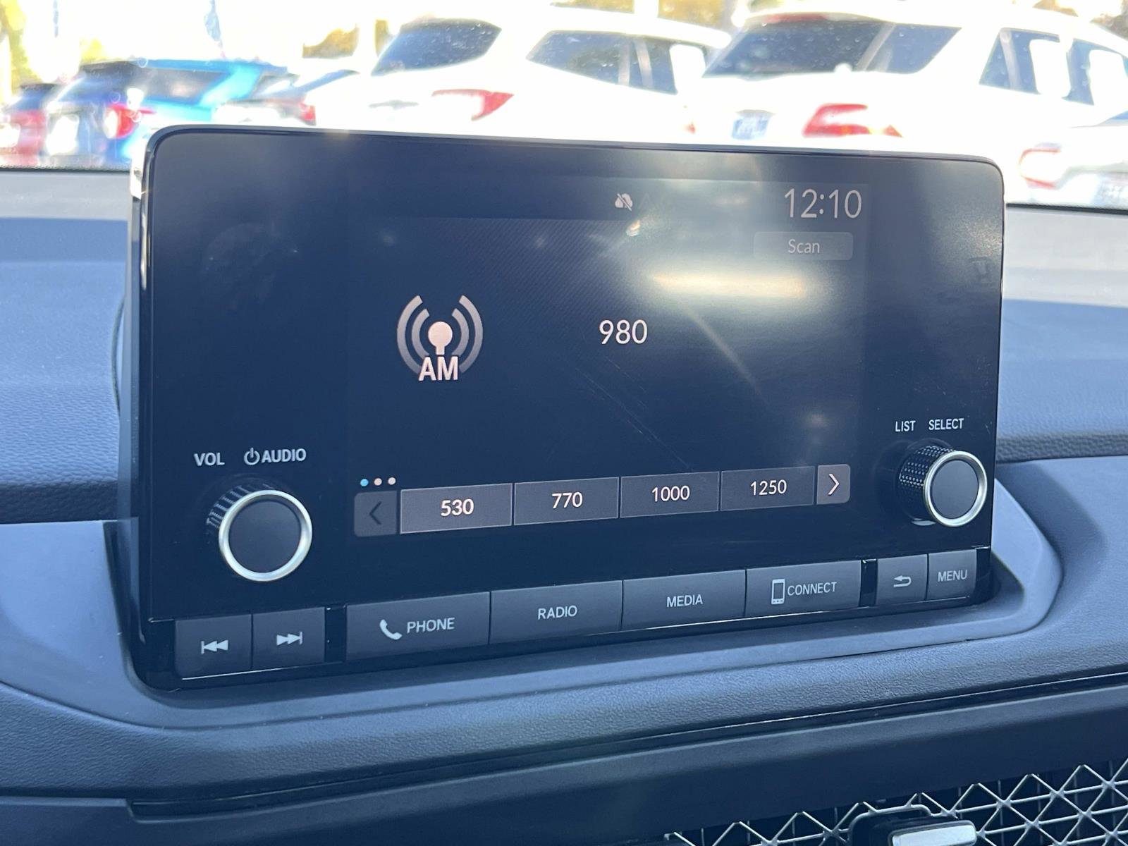 Used 2023 Honda Accord EX image 12