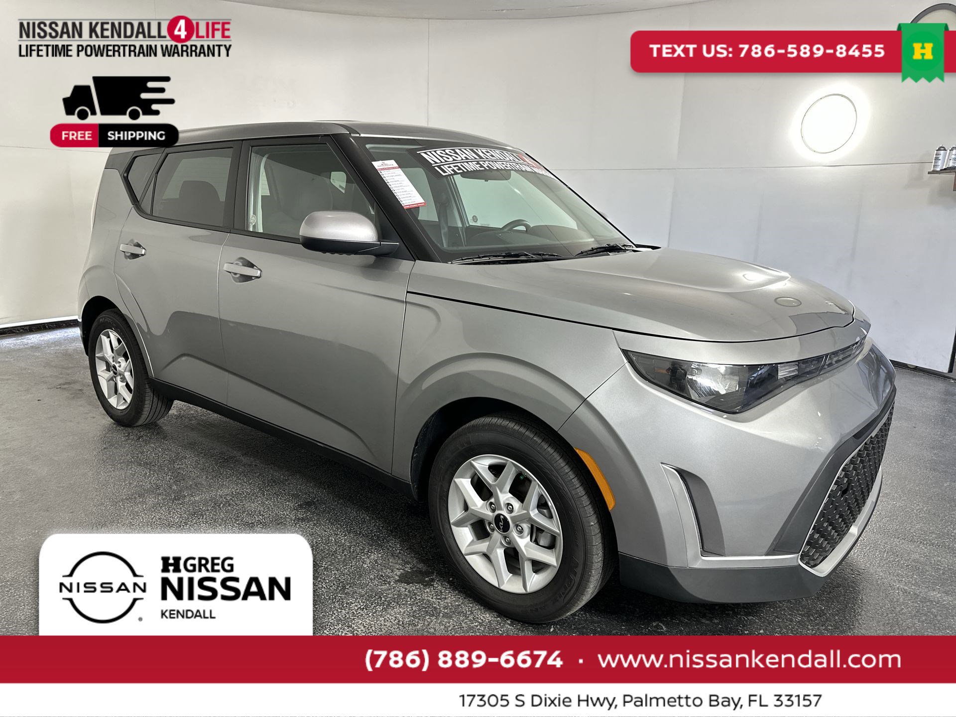 Used 2025 Kia Soul S image 2