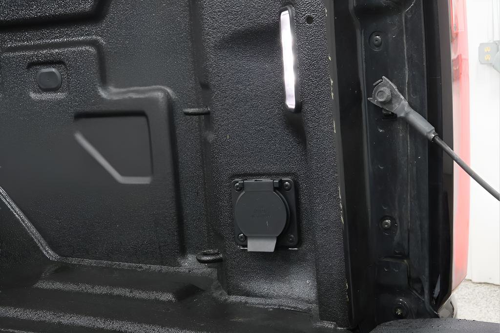 Used 2025 GMC Sierra 2500 Denali Ultimate w/ LPO, GMC Protection Package image 38